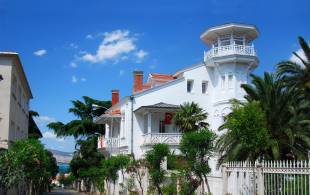 Princes Island Bolt On
