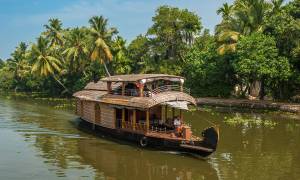 Rice boat in Kerala - India Tours - On The Go Tours