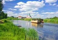 A scenic boat cruise on the Kamenka River in Suzdal