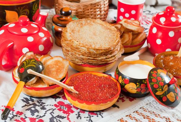Russian pancakes and caviar - On the Go Tours