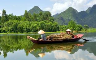 Saigon to Bangkok Main Image - Mekong Delta, Vietnam - Vietnam Tours