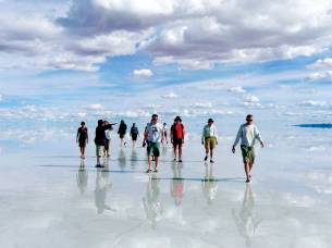 Salar de uyuni-salt flats-Bolivia-primary