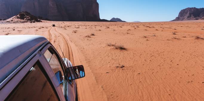 Driving in the Wadi Rum Desert | Jordan 