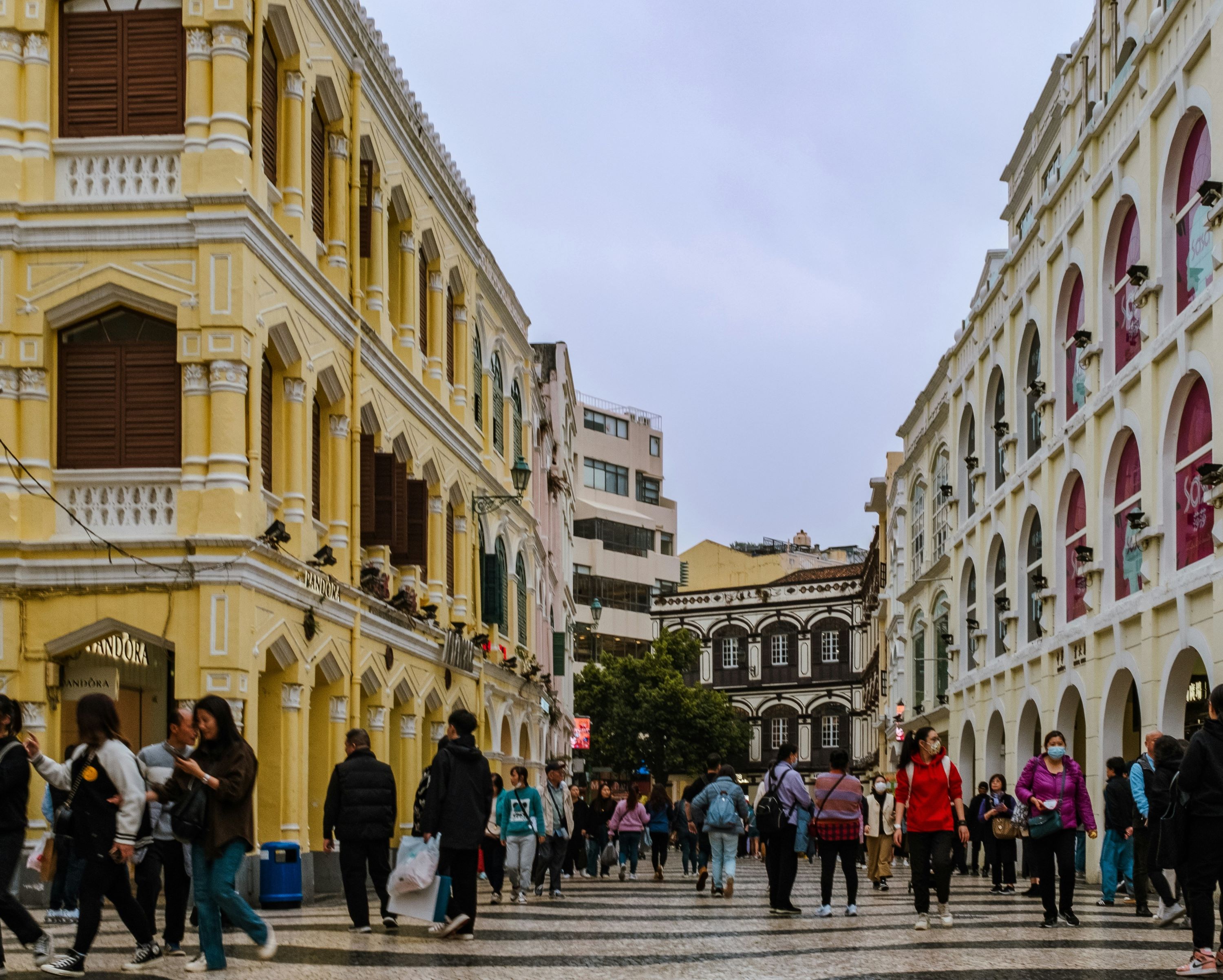 Senado Square