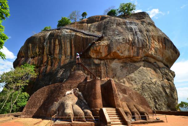 Sigiriya Rock Fortress - Sri Lanka Tours - On The Go Tours