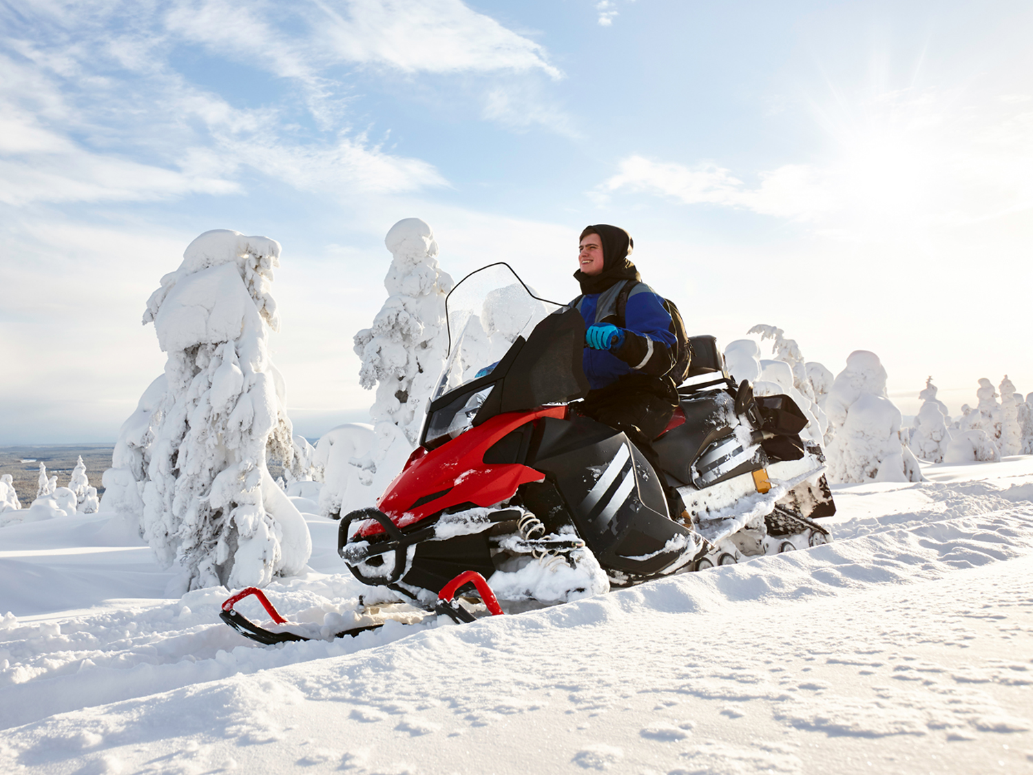 Snowmobiling in Lapland | Finland
