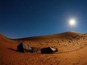 Stargazing-In-The-Sahara-Main