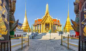 Temple of the Emerald Buddha gateway - On the Go Tours