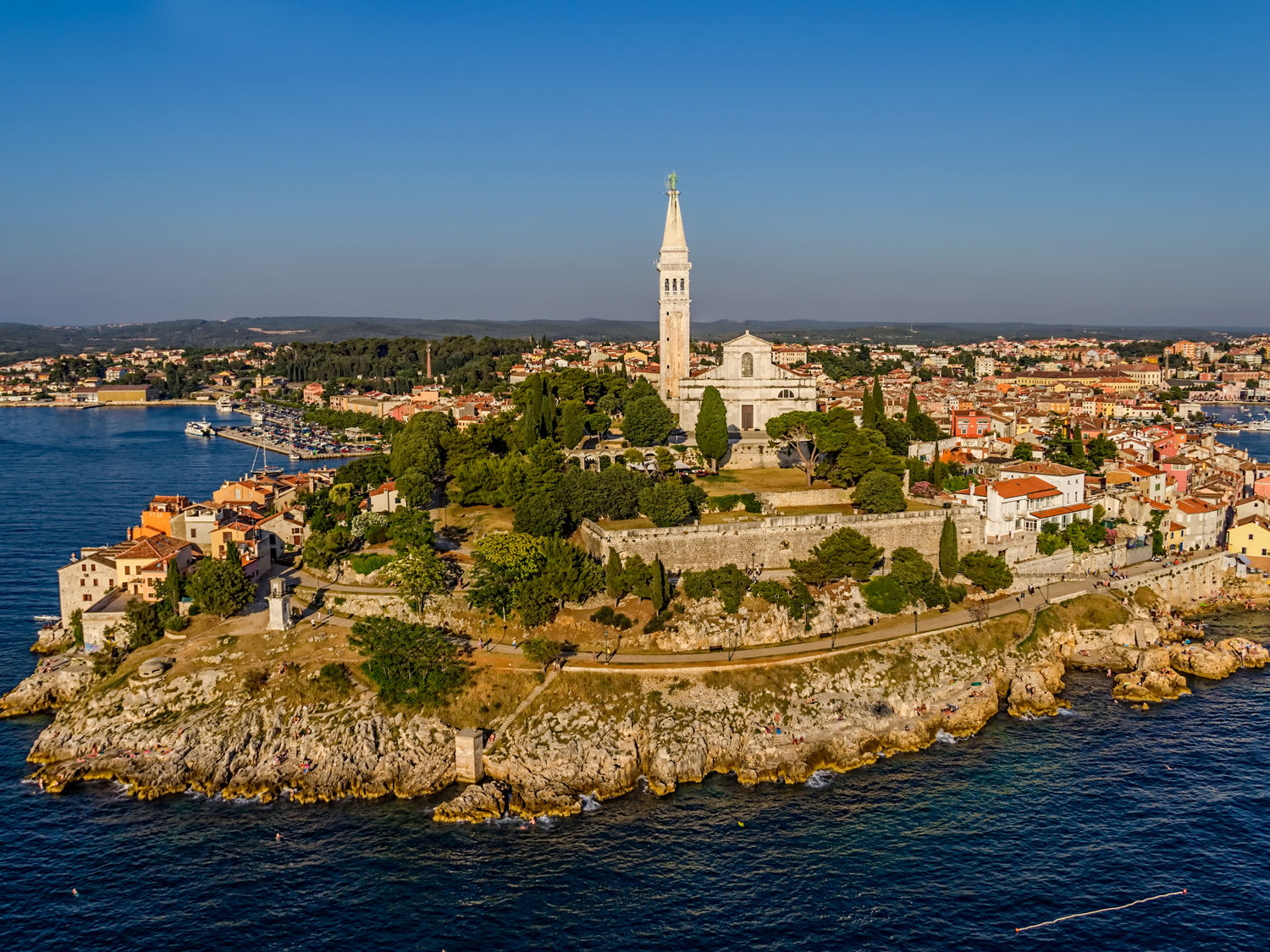 Day 3 - Pula