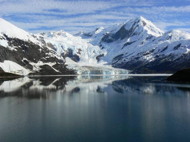 Panoramic view of the mountains that make up the Tierra del Fuego National Park