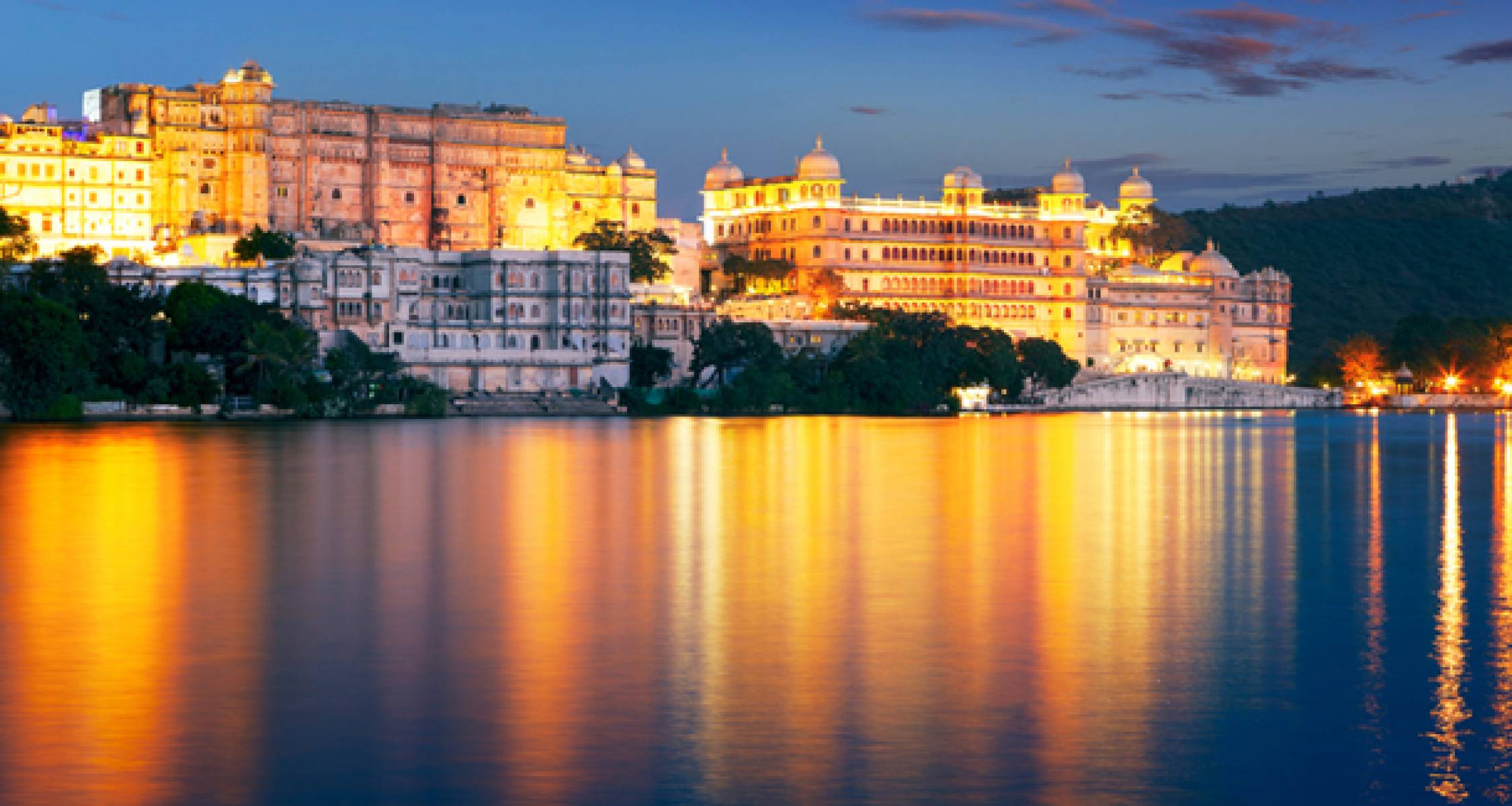 Palace Wedding Venue The Oberoi Udaivilas Wedding Cost Destination