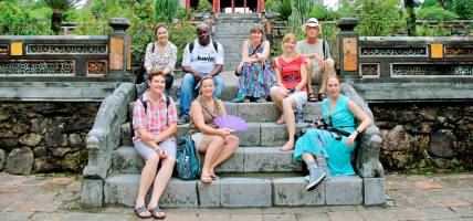 Vietnam-Group-Tours-Tab