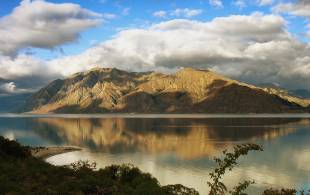 View of Lake Taupo - New Zealand - On The Go Tours