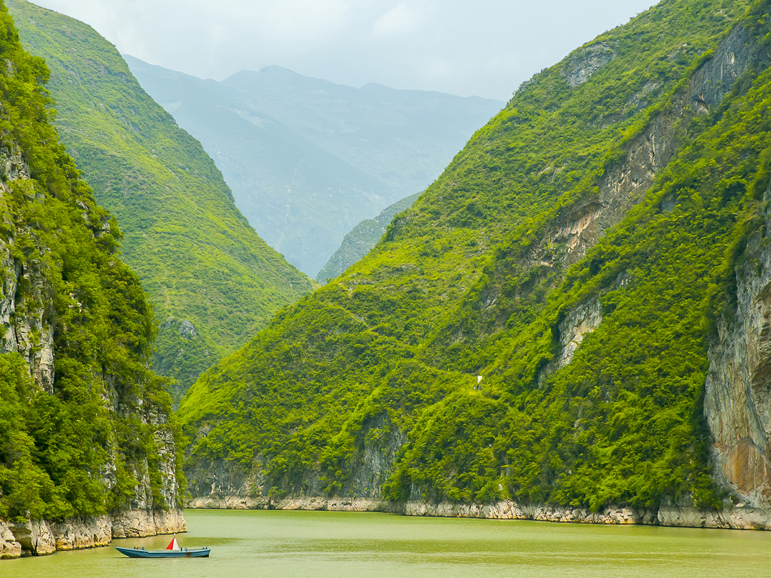 Days 12-13 - Yangtze & Three Gorges