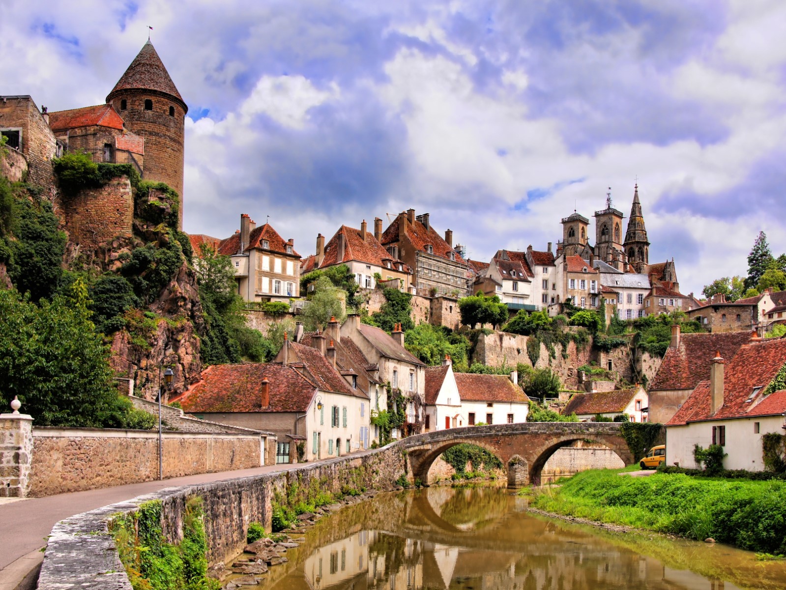 Semur-en-Auxois
