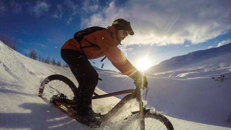 Fat Bike Tour at Lake Mývatn from Reykjahlíð