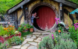 hobbiton 2 resized
