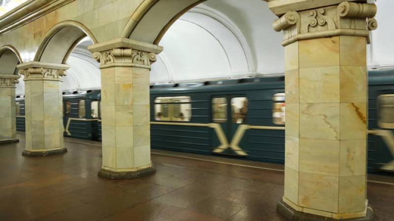 Moscow Metro Tour