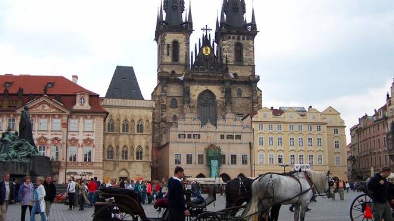 Prague Half-Day City Tour Including Vltava River Cruise