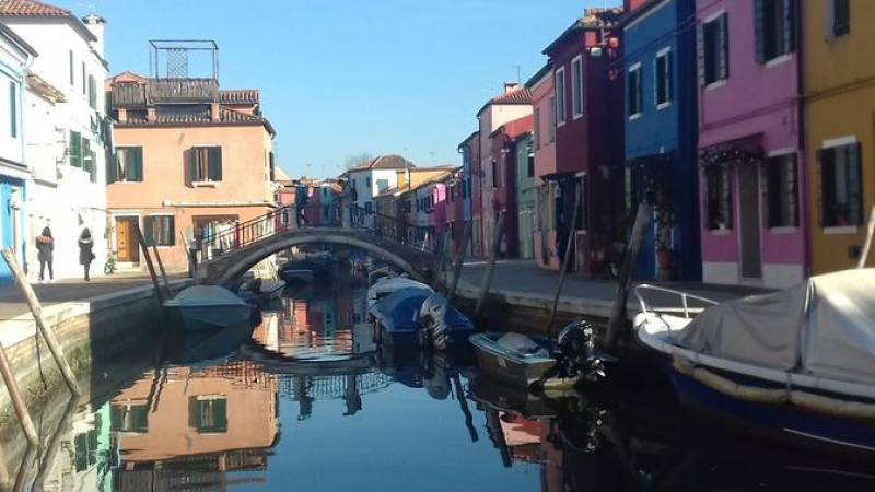 Private Excursion by Typical Venetian Motorboat to Murano, Burano and Torcello