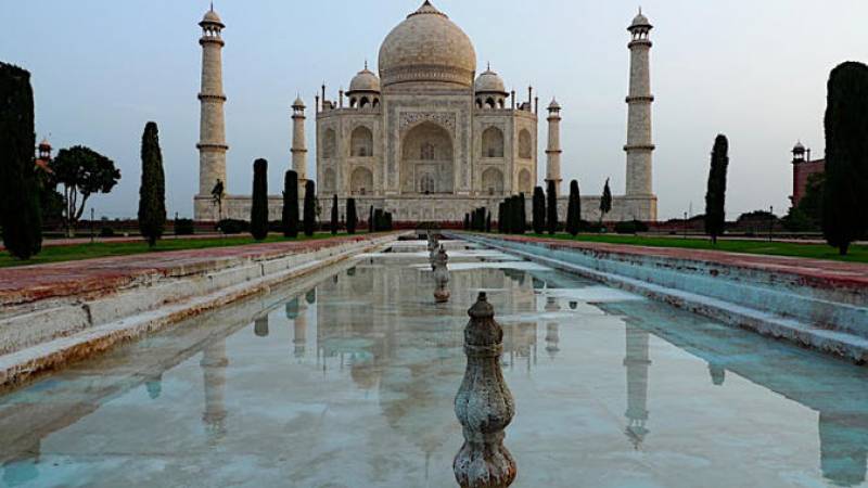 Taj Mahal Agra Tour From Delhi By Train On The Go Tours Us