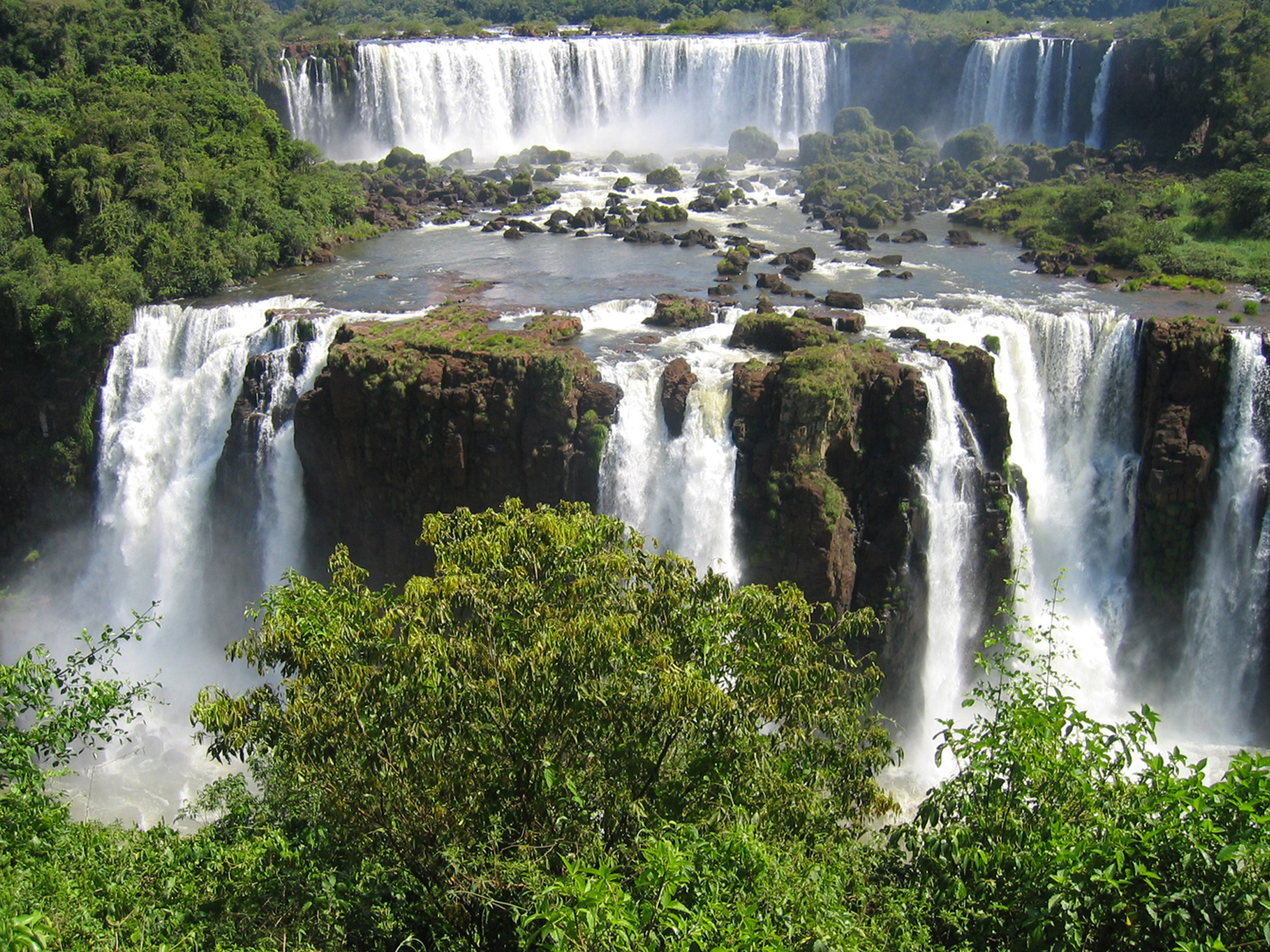 Days 4-5 - Iguazu Falls (Argentina)